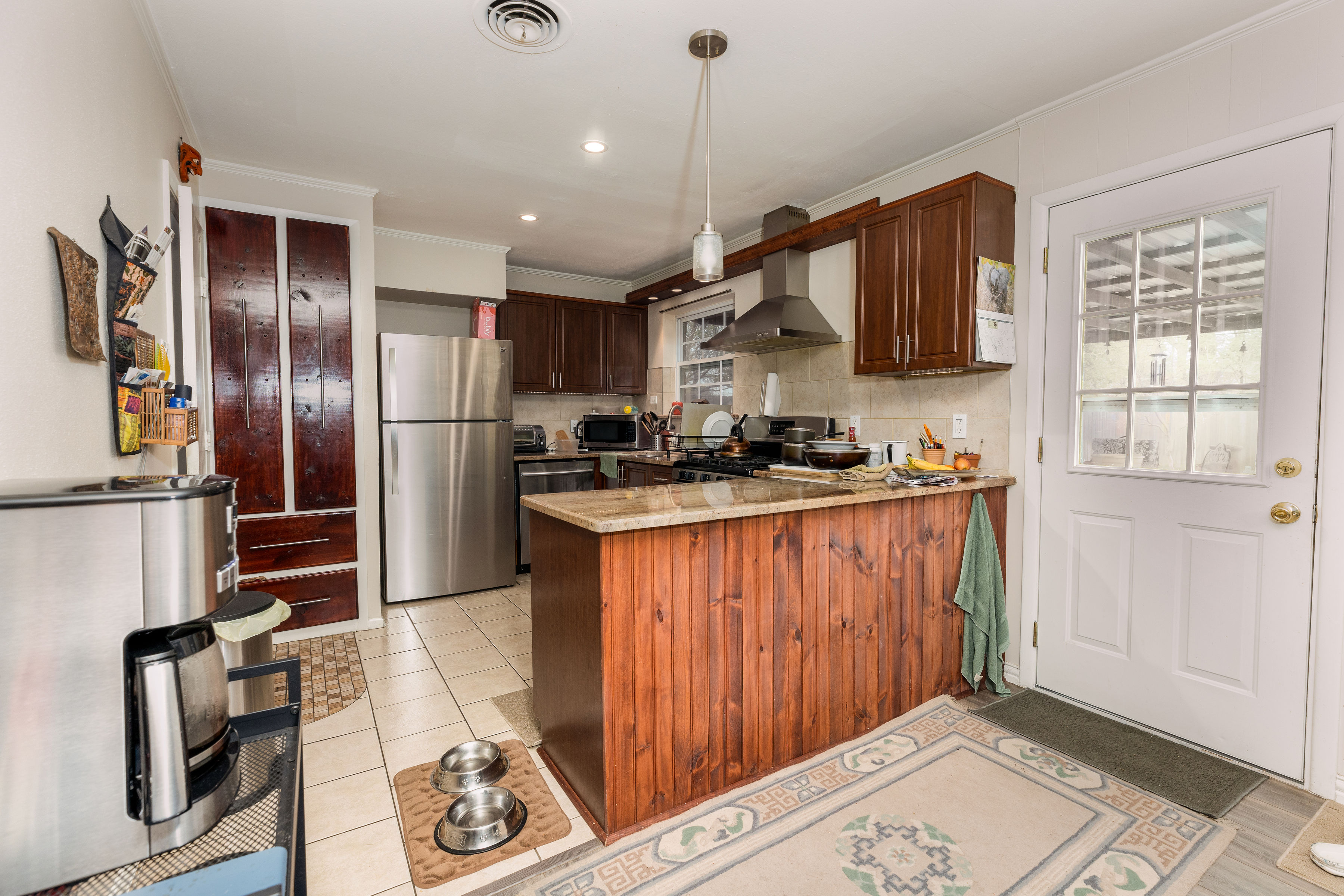 Kitchen remodel in Lochwood Dallas - before photo 3